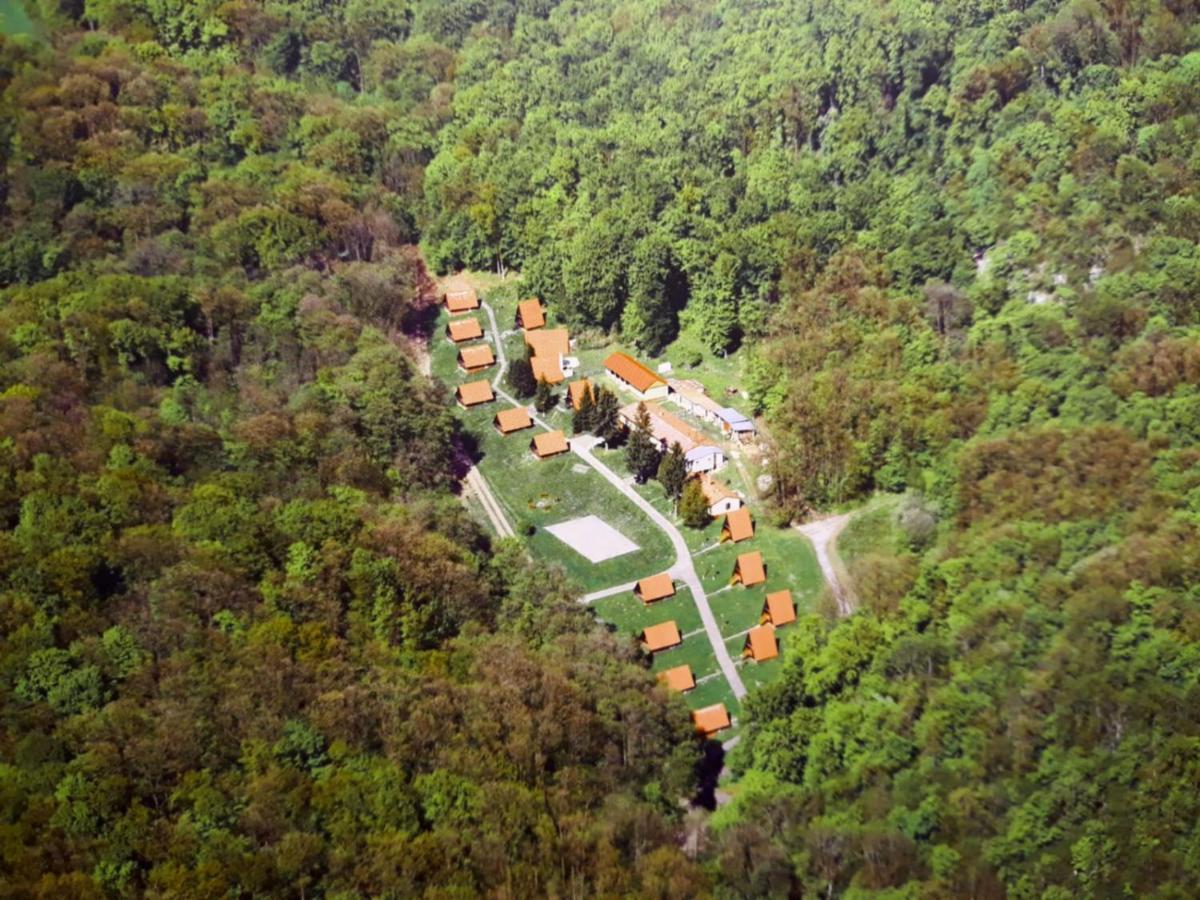 Zaruby Resort Smolenice Luaran gambar